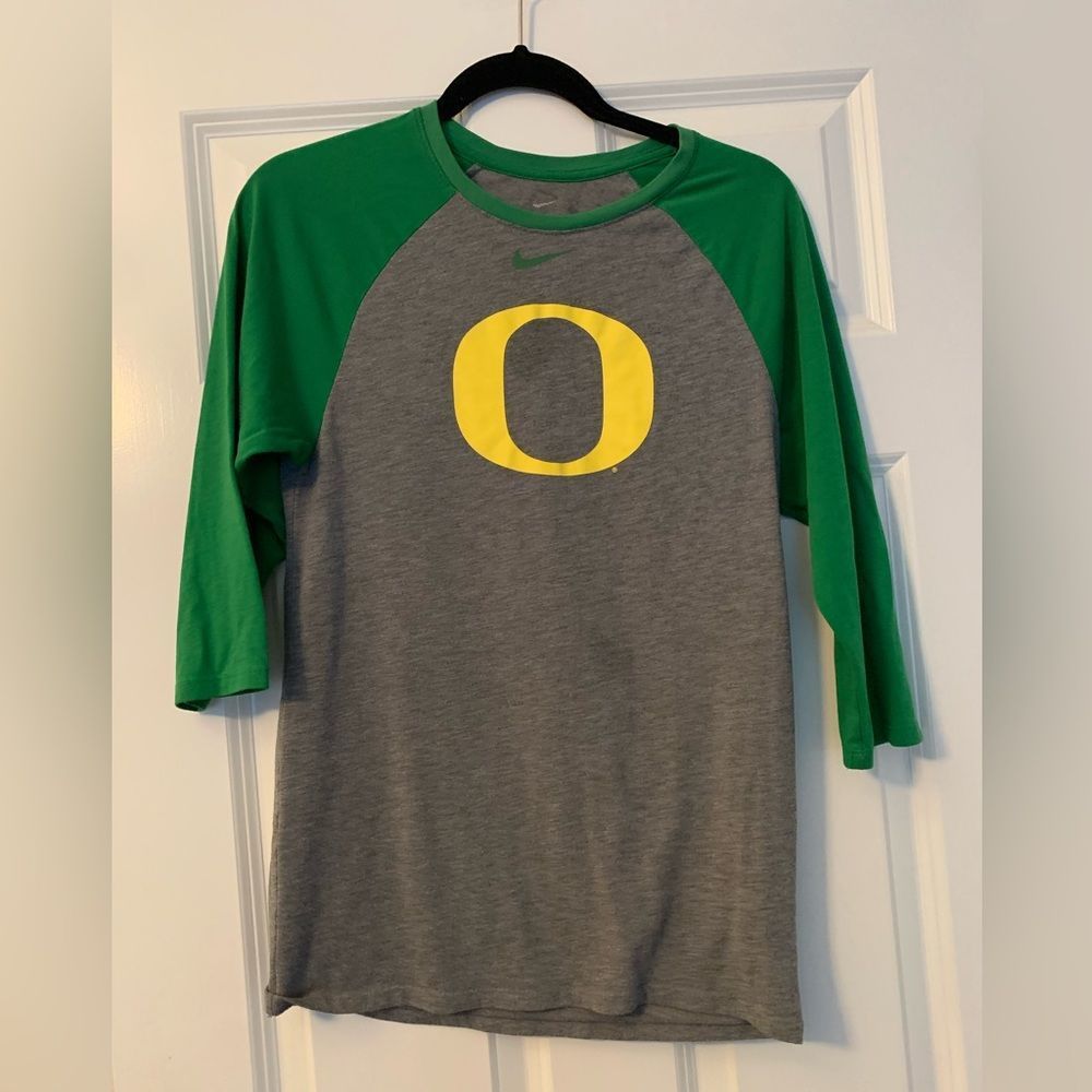 Nike university of oregon baseball tee size small